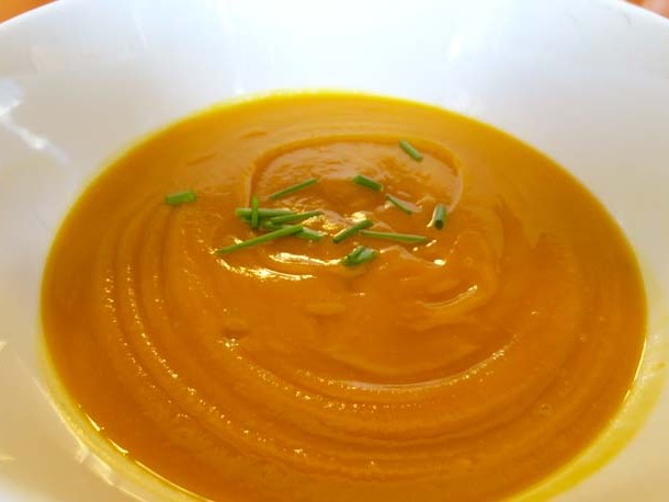 ginger sweet yam soup Recipe by Liz Diamond at Healthyveggie.co